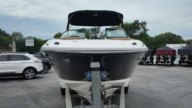 2015 Sea Ray SLX 250 - 8