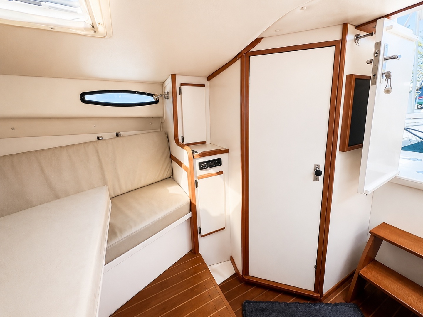 1997 Blackfin 29 Combi - Image 13