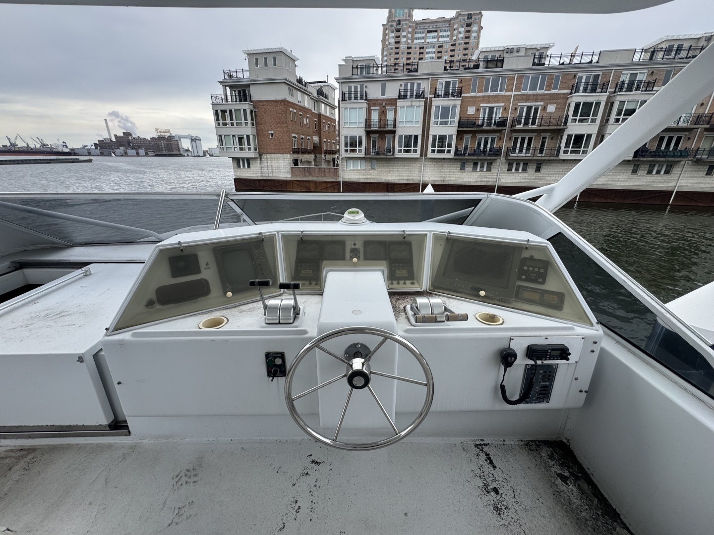 1997 Tarrab 77 Motor Yacht - Image 39