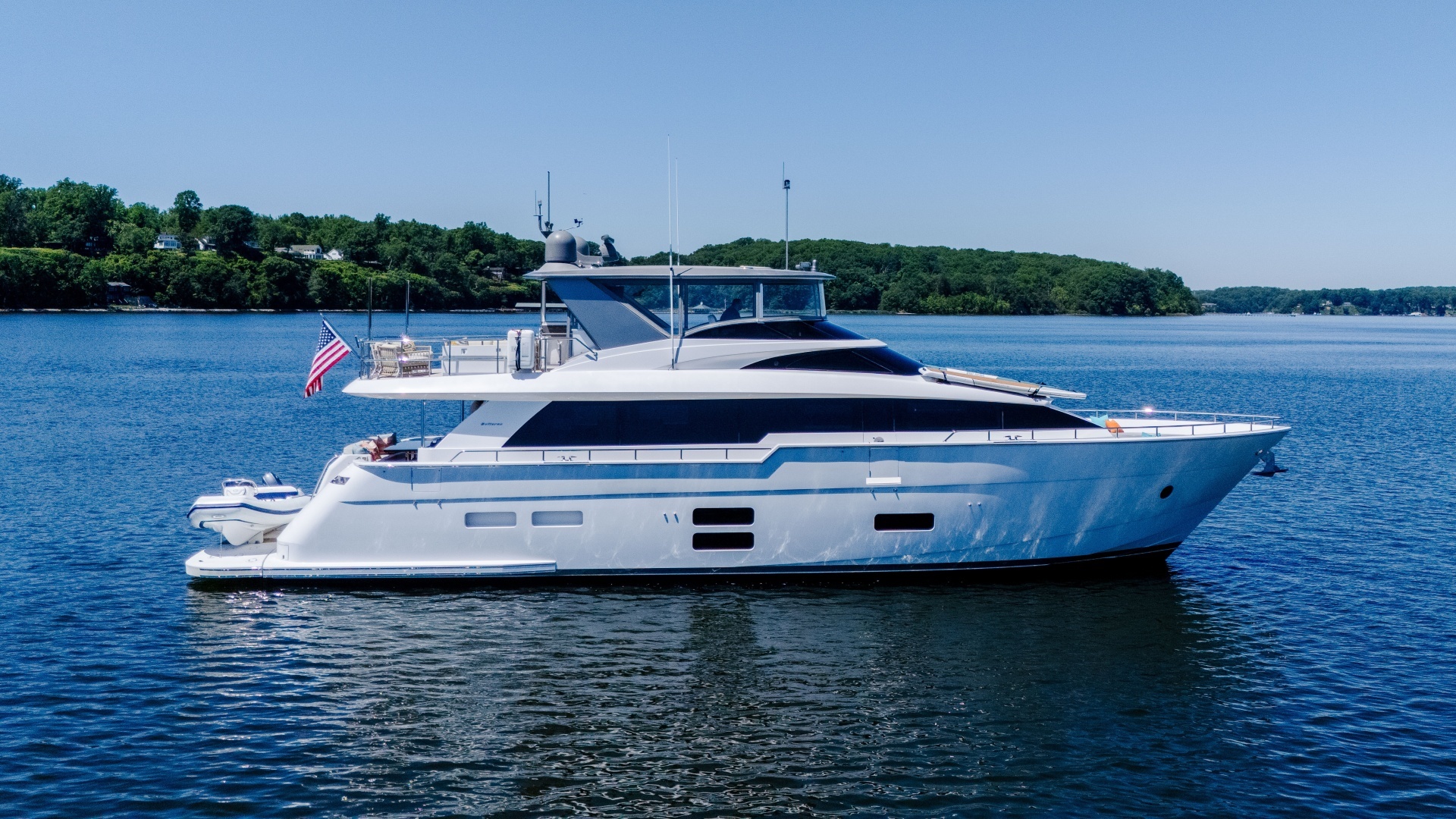 2021 Hatteras M75 Panacera - Image 3