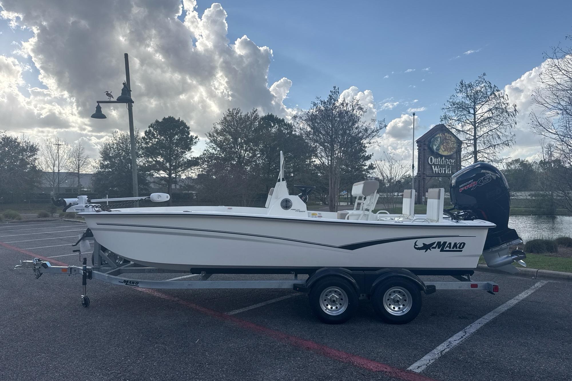 2026 Mako Pro Skiff 19 CC
