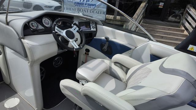 2014 Tigé RZ2 - 11