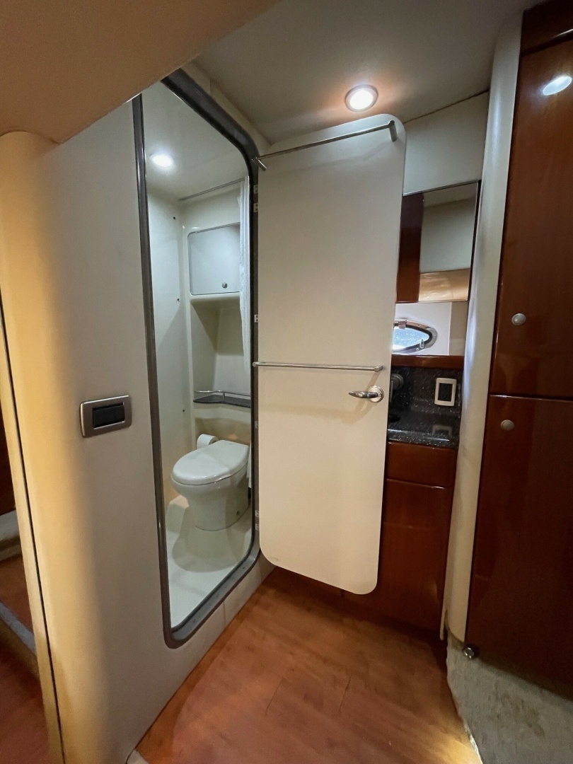 2008 Formula 45 Yacht - Image 34