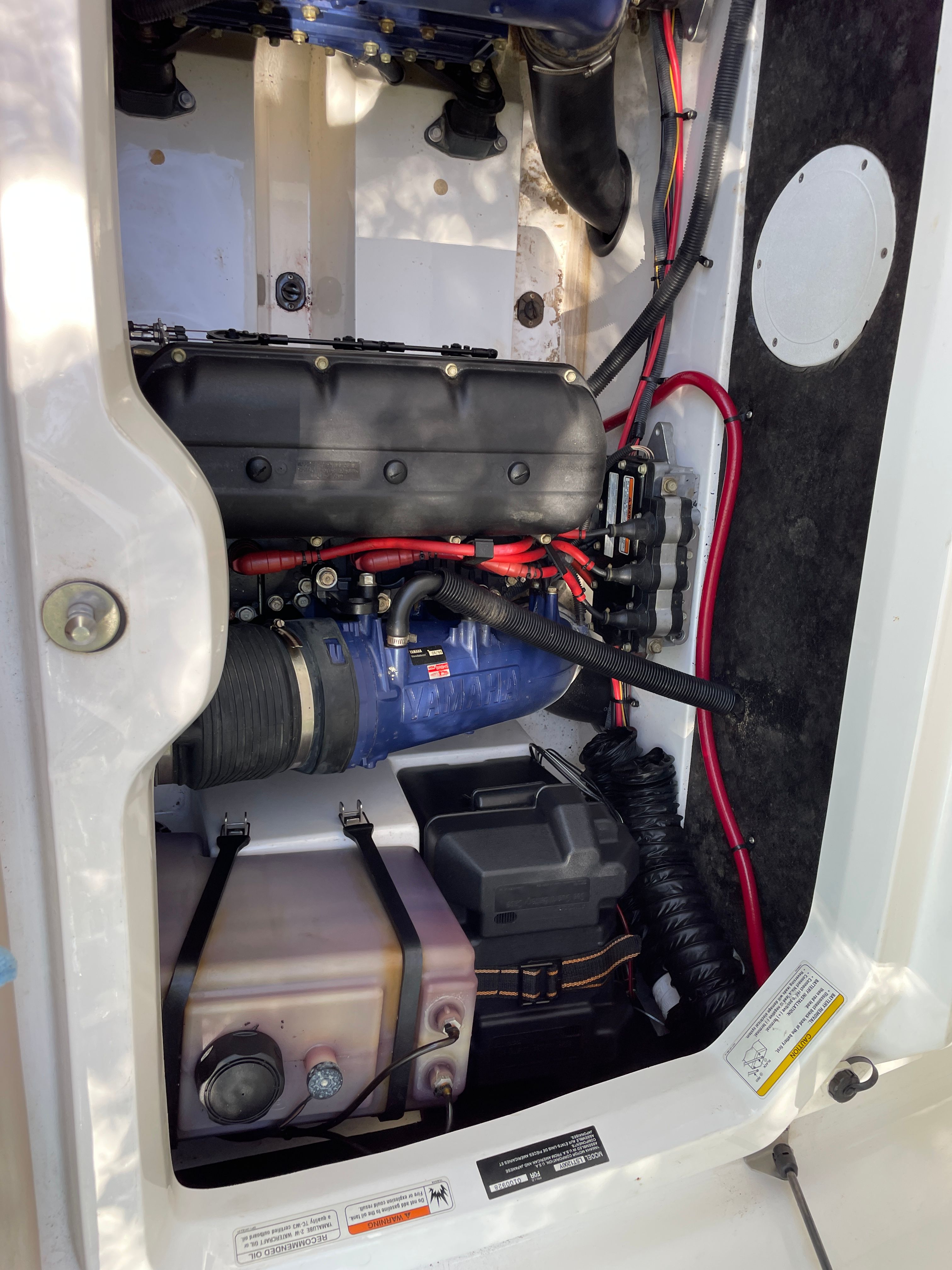 Engine compartment of a 2000 Yamaha LS2000 boat.