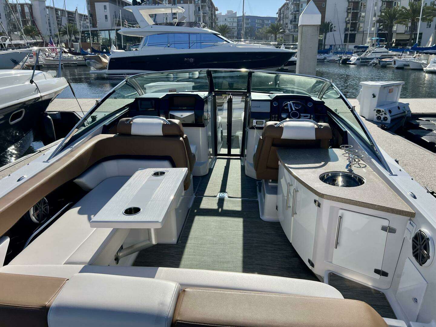 2019 Four Winns H290 - Image 16