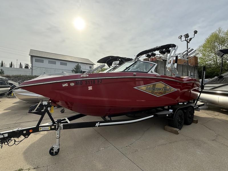 2016 MasterCraft X23