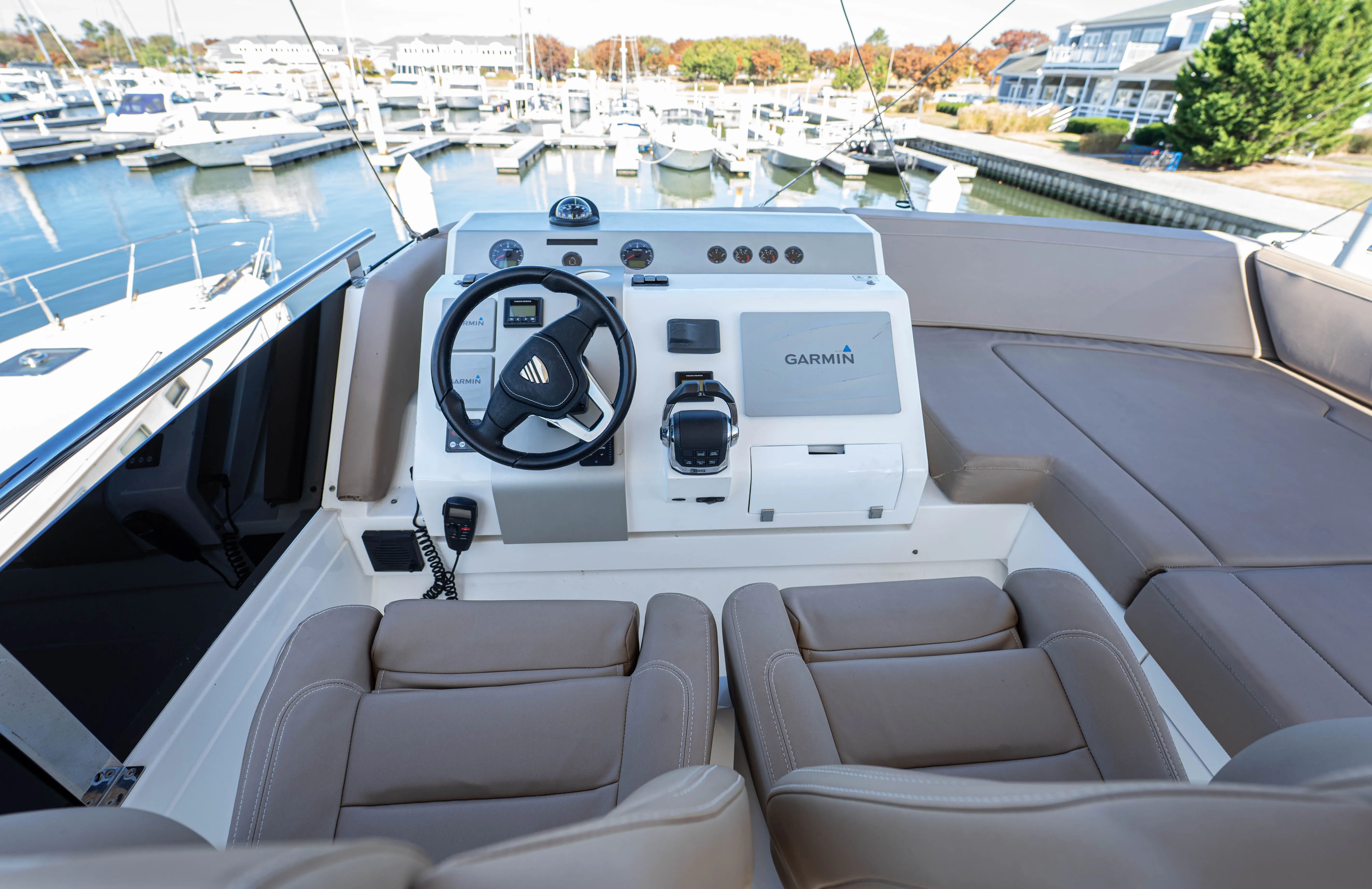 2019 Fairline Squadron 53 - Image 56