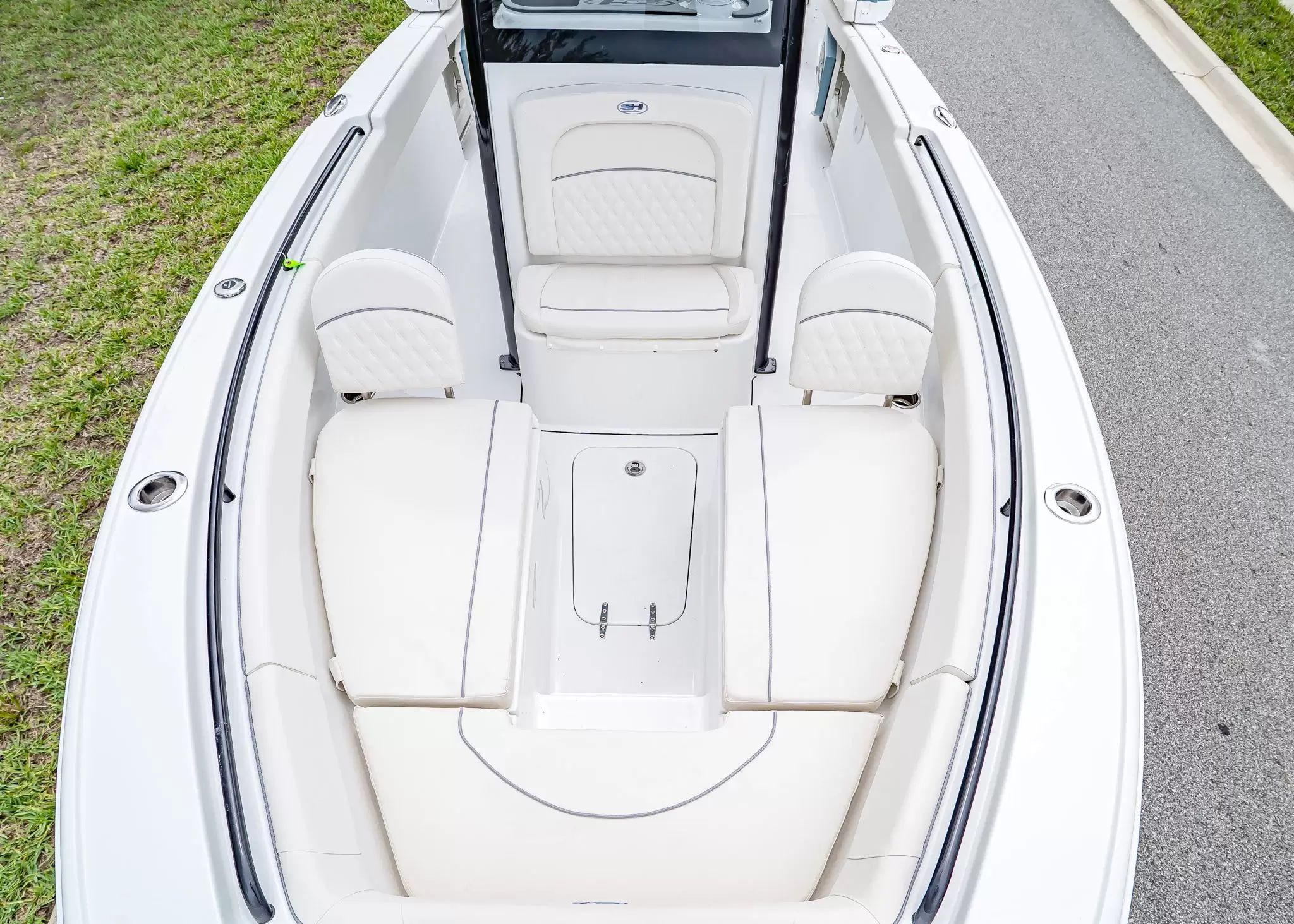 2027 Sea Hunt Ultra 255 SE - 23