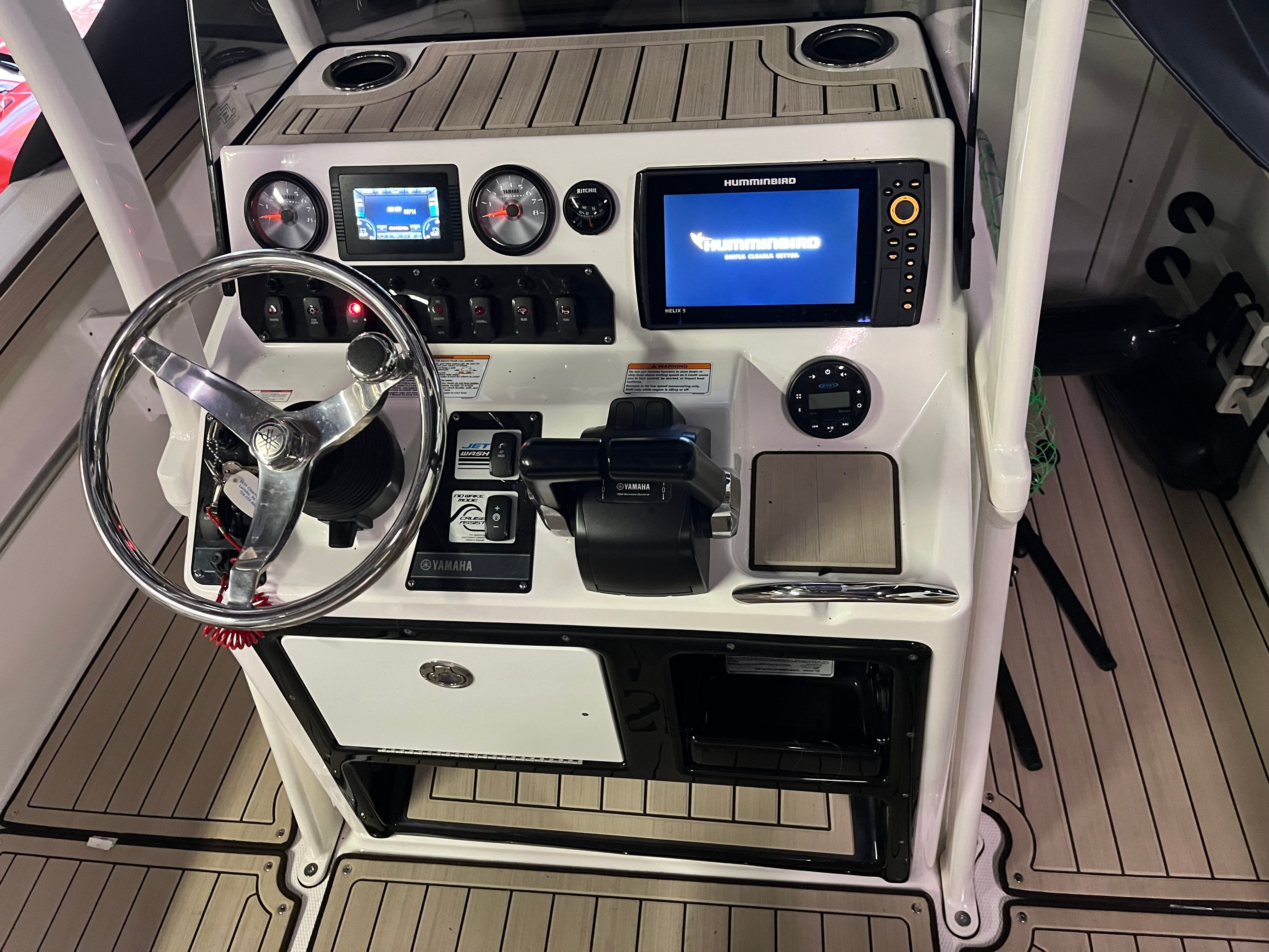 2022 Yamaha Boats 210 FSH Sport - 8