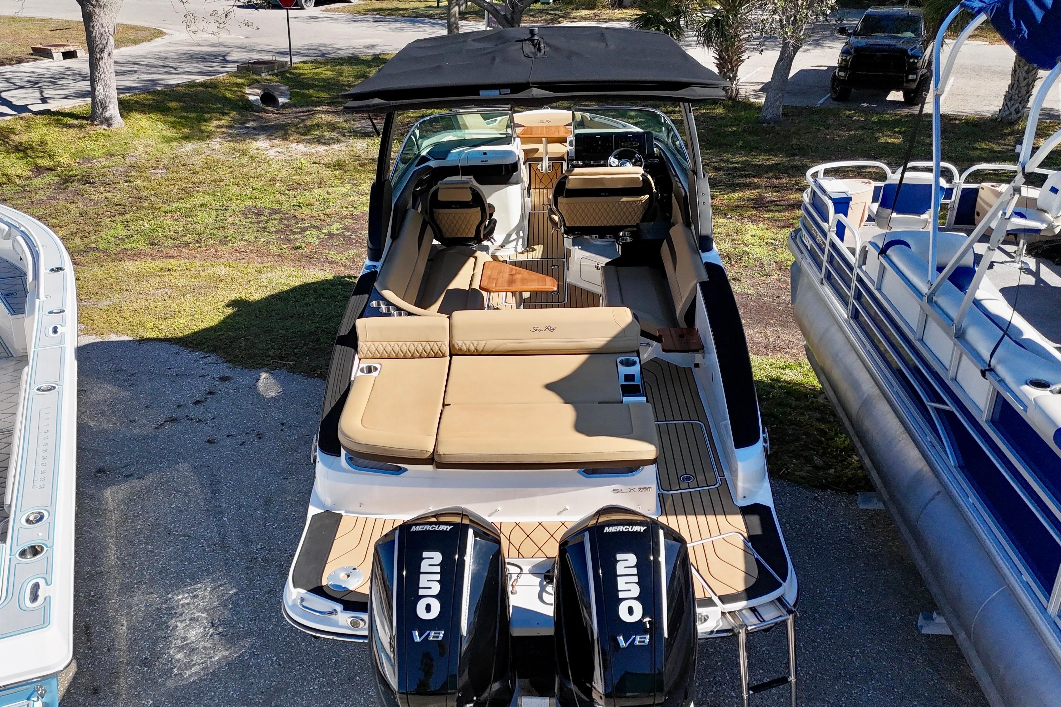 2023 Sea Ray SLX 280 - 17