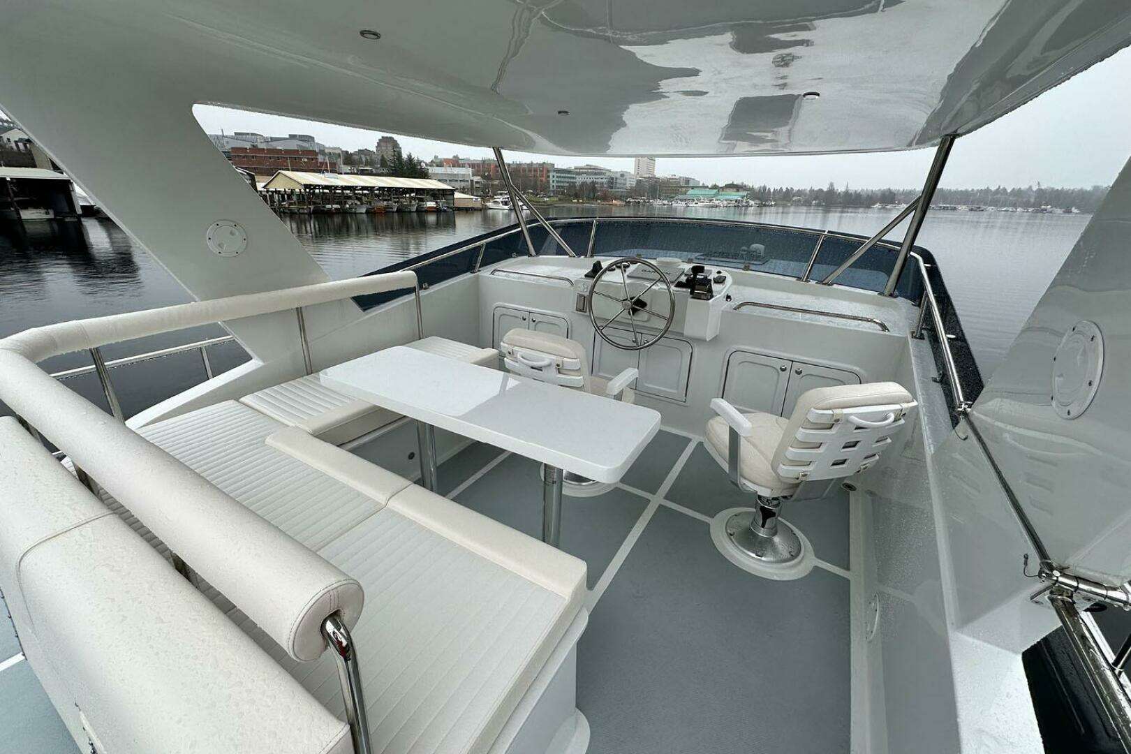 2026 Helmsman Trawlers 46 Pilothouse - Image 13