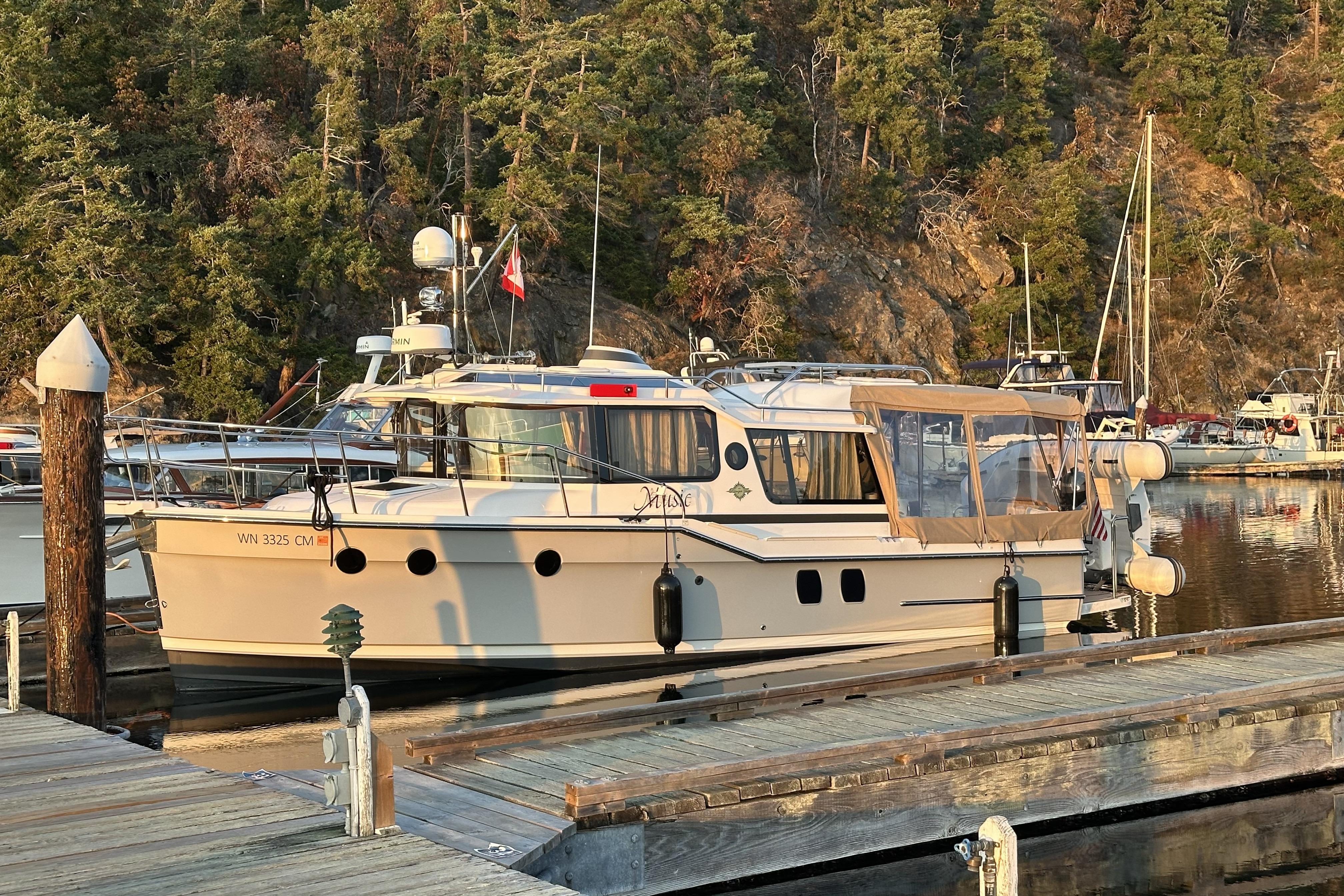 2025 Ranger Tugs R-29 S