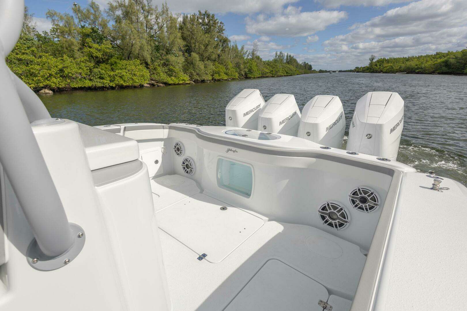 2026 Yellowfin 42 Offshore - Image 14