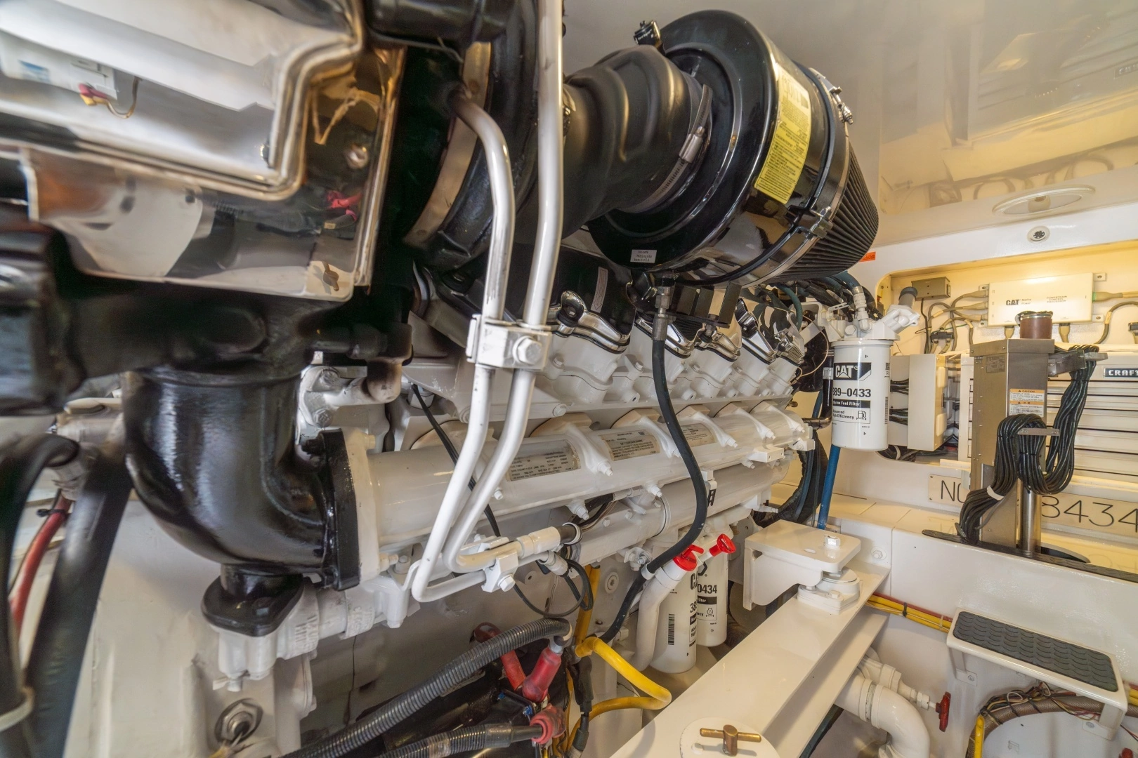2012 Viking 60 Convertible - Image 74