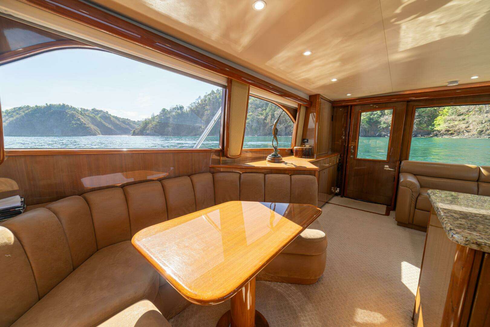 2006 Viking 56 Convertible - Image 43
