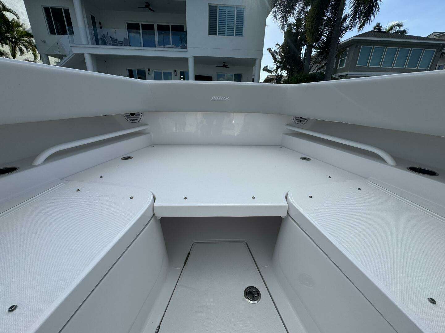2024 Jupiter 38 HFS - Image 70