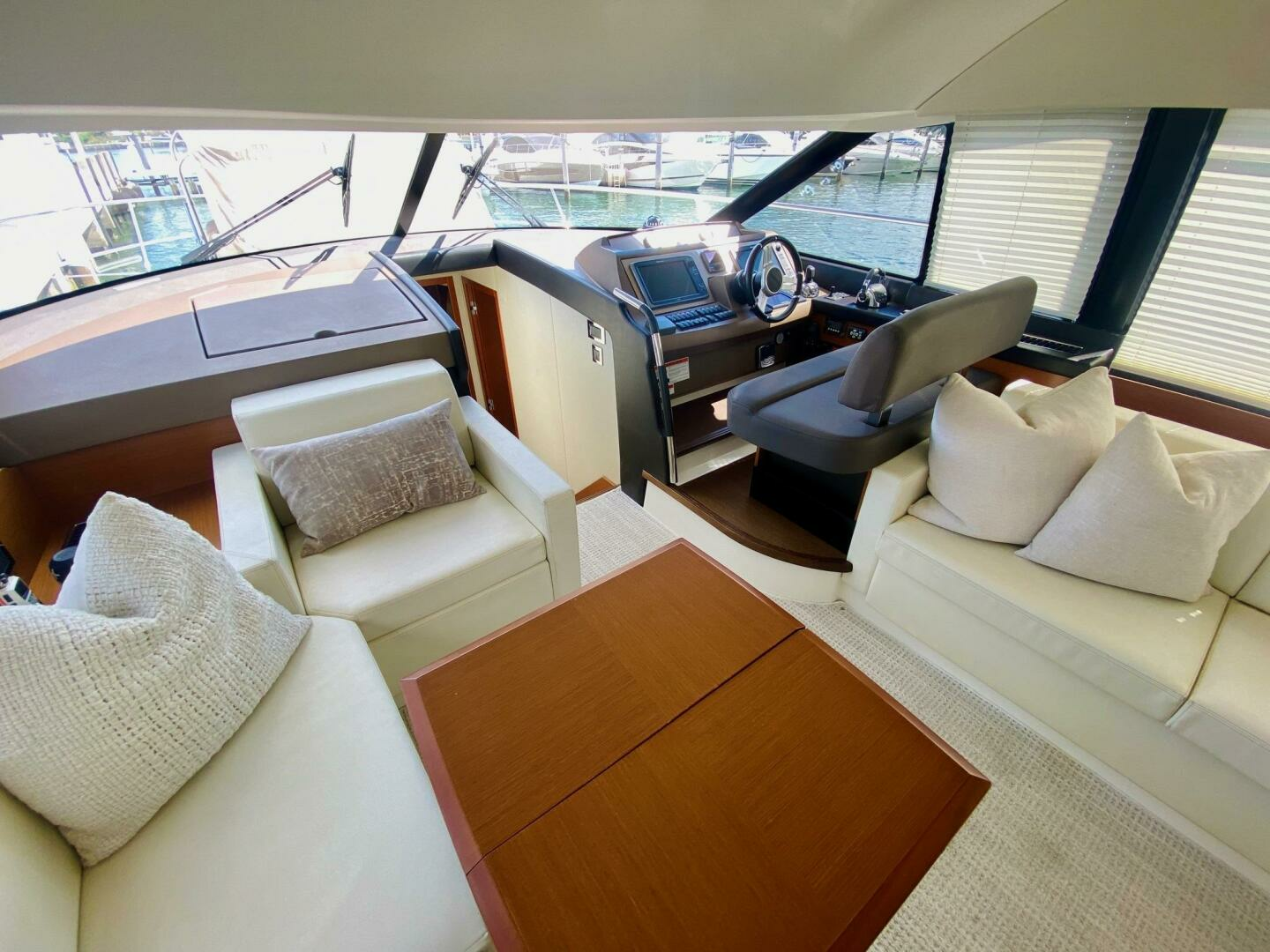2015 Prestige 500 - Image 62
