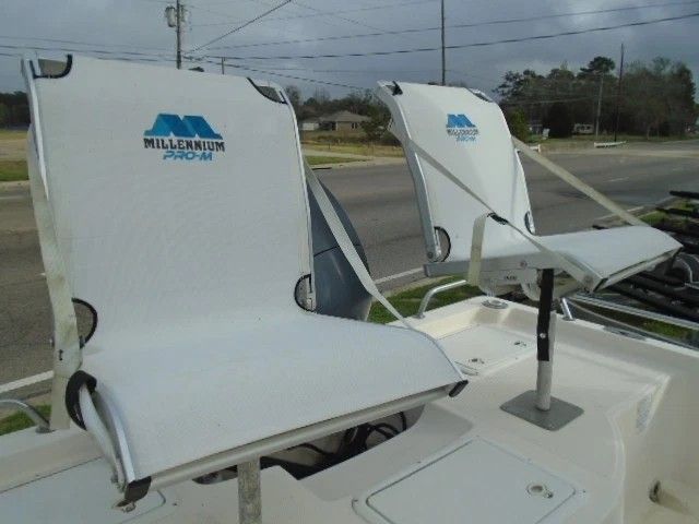 2003 Key West 196 Center Console - 12