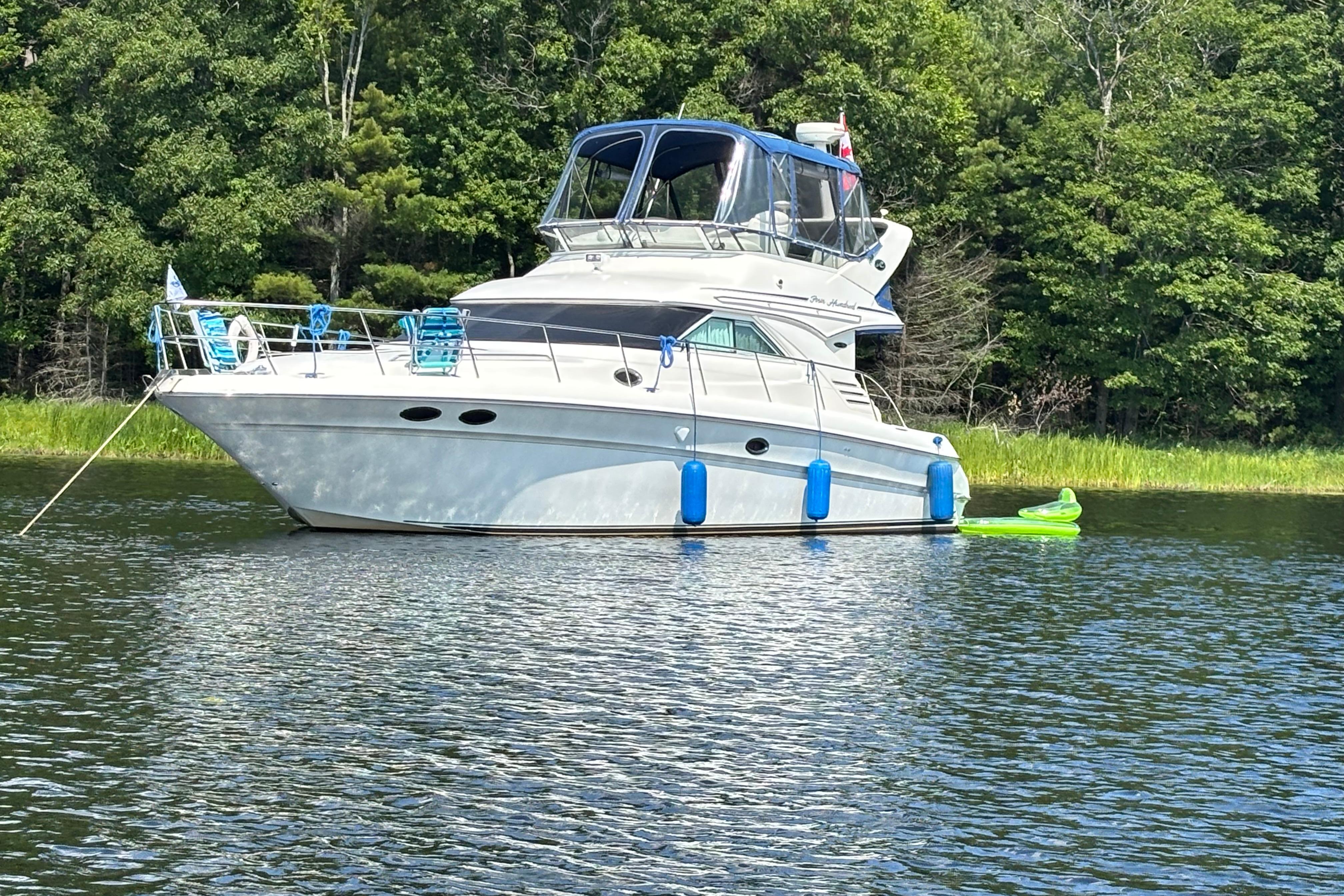 2001 Sea Ray 400 Sedan Bridge