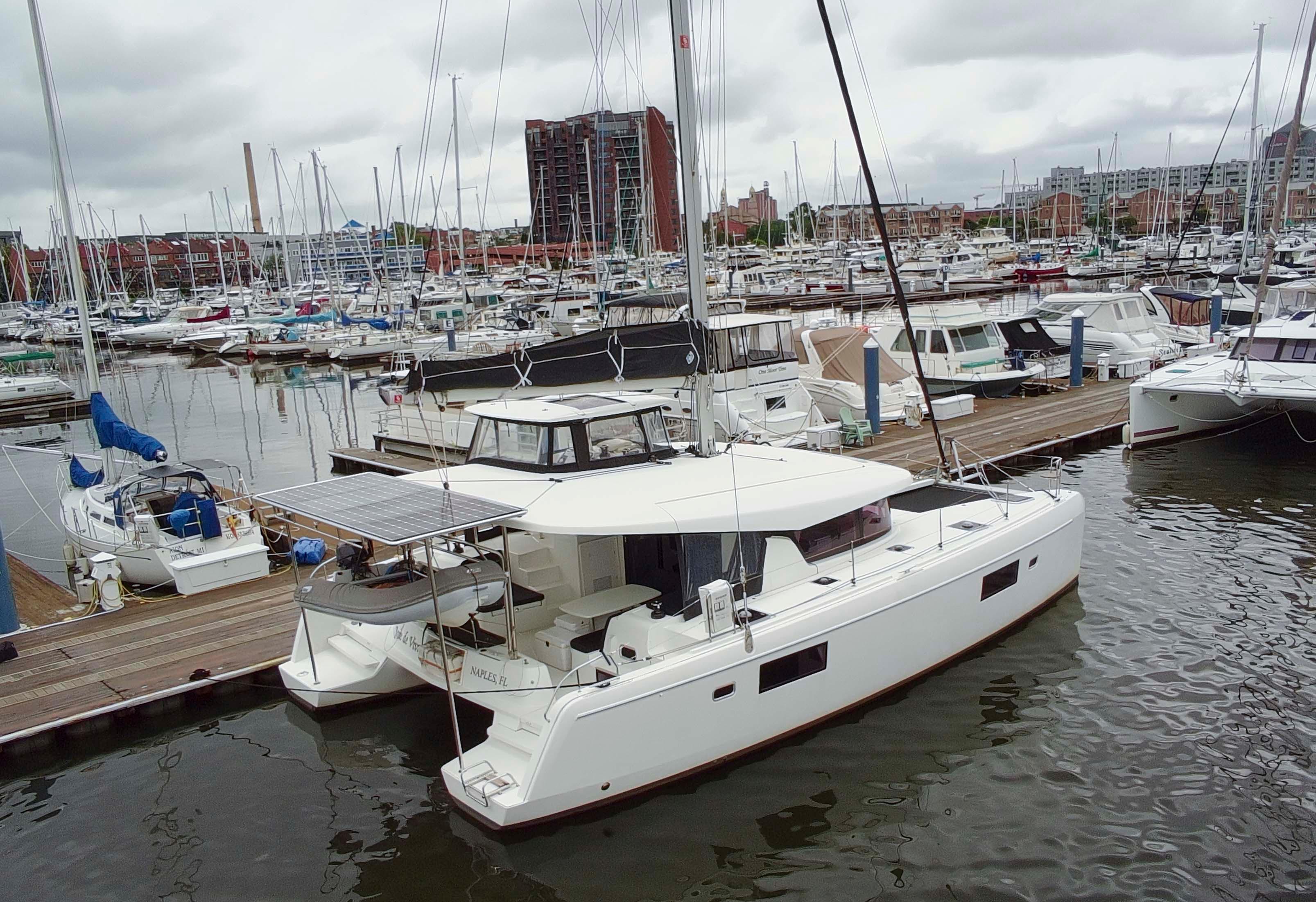 2019 Lagoon 42