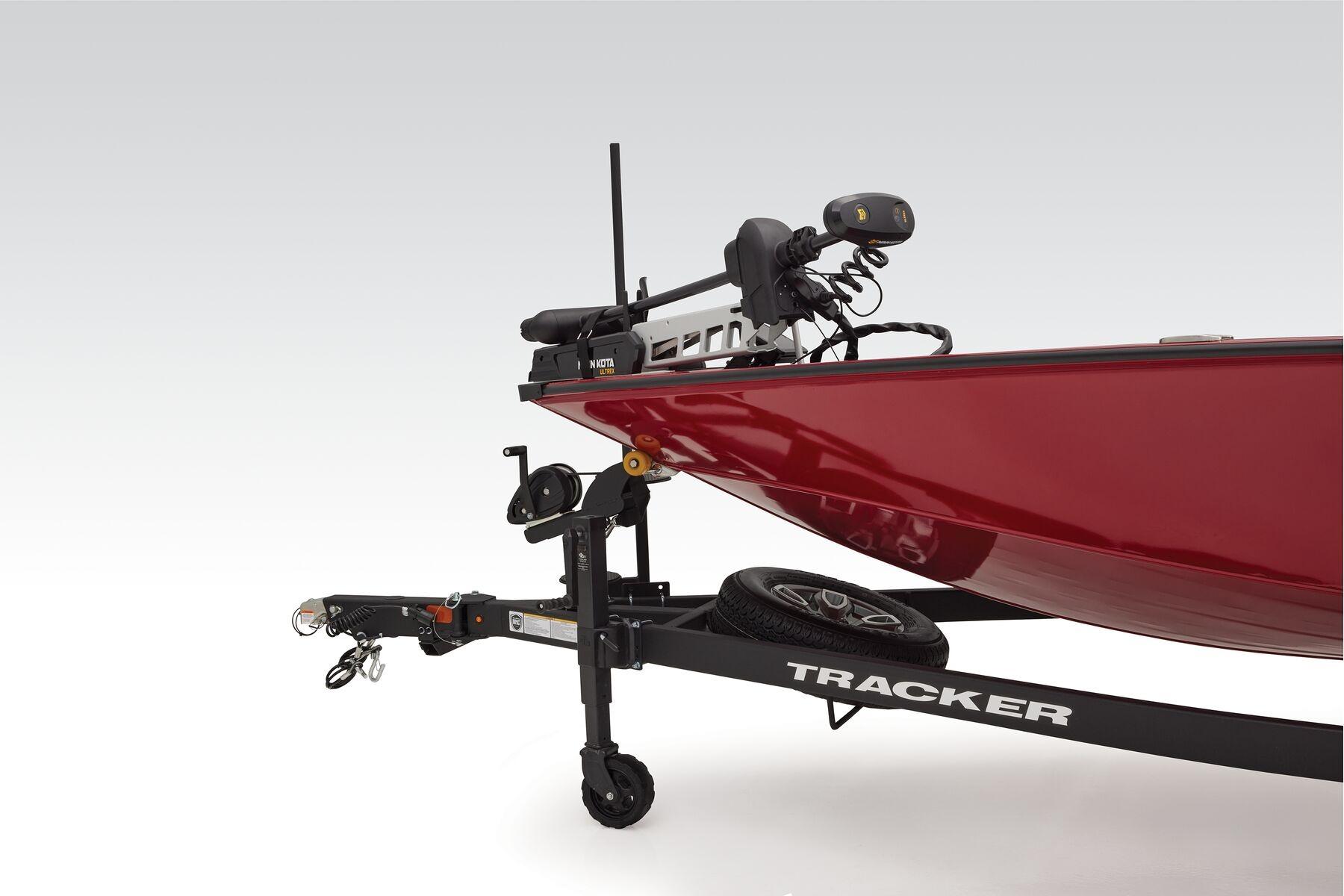 2026 Tracker Savage 215 - 7