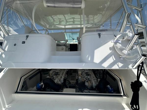 2008 Cabo 38 Express - 17