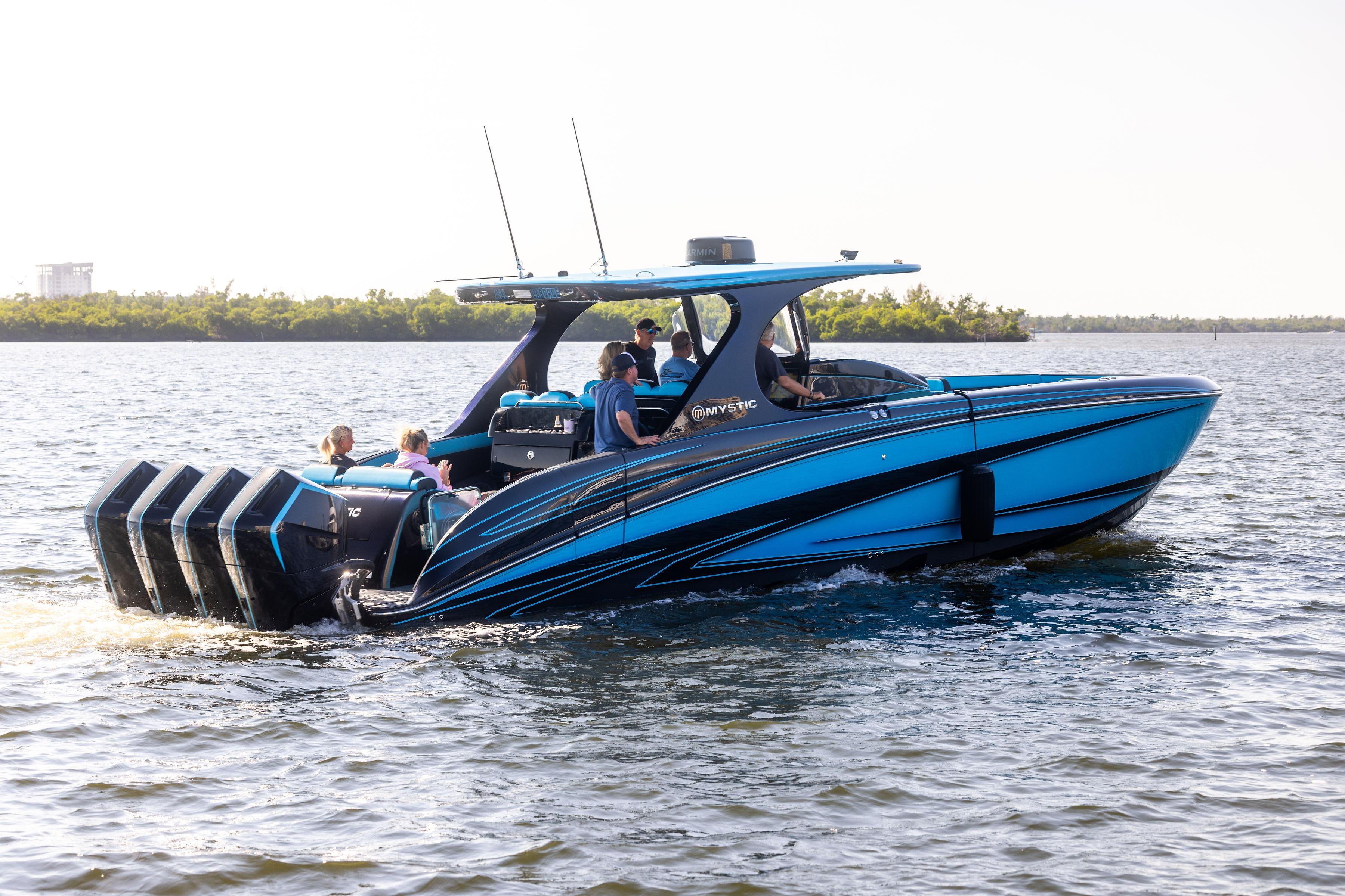 2023 Mystic Powerboats M4200