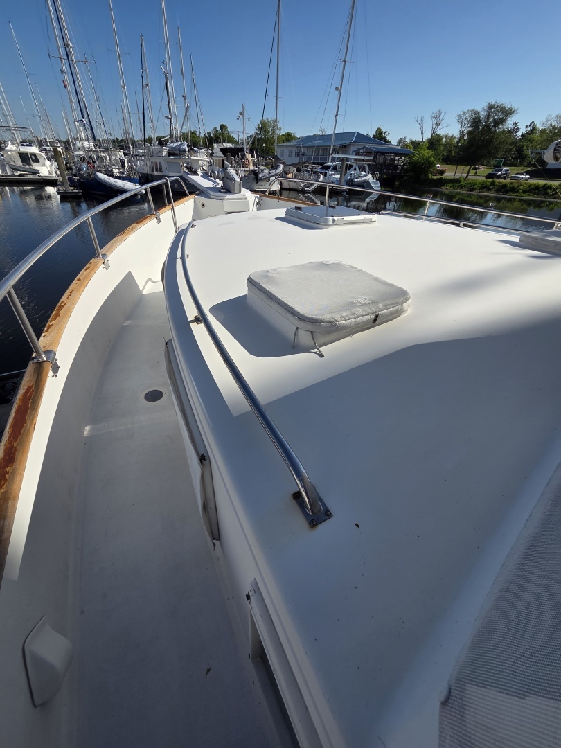 1989 Grand Banks Classic 46 - Image 37