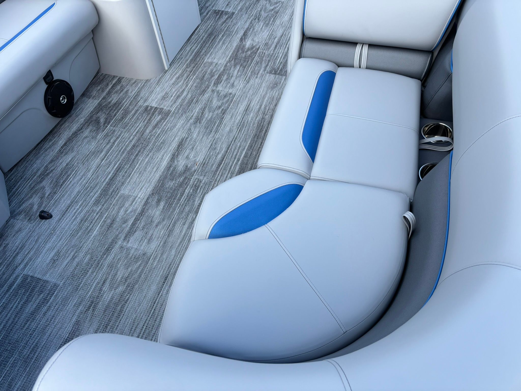 2027 Bentley Pontoons 223 Bolt - 11