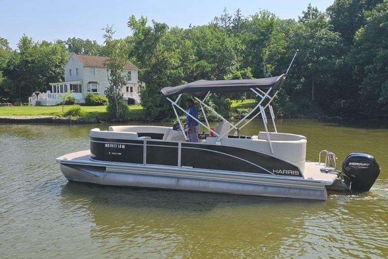 2025 Harris Breeze 230