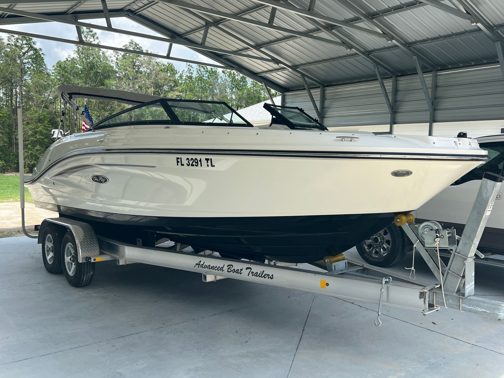 2023 Sea Ray SPX 230