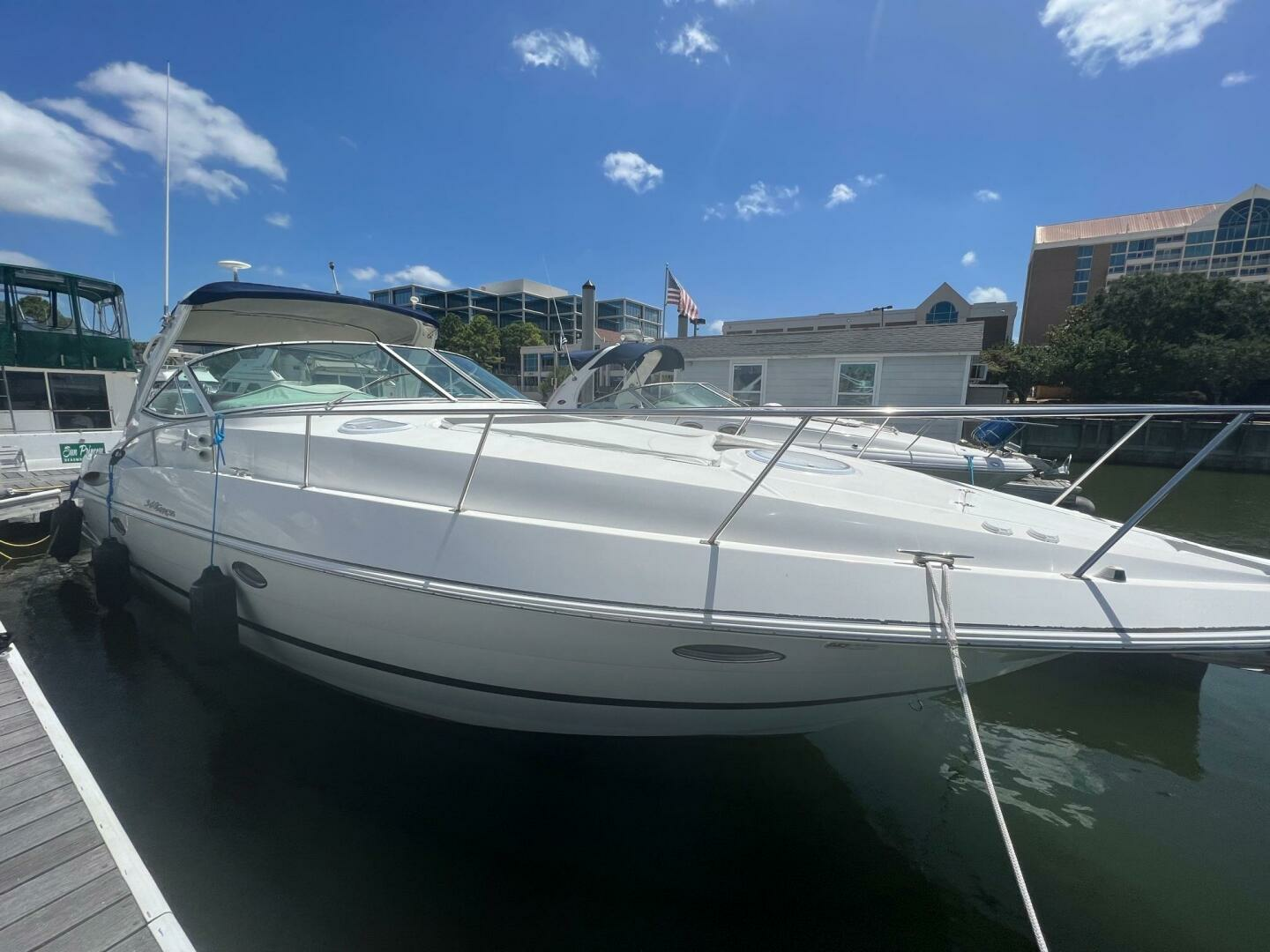 2007 Cruisers Yachts 340 Express - Image 4