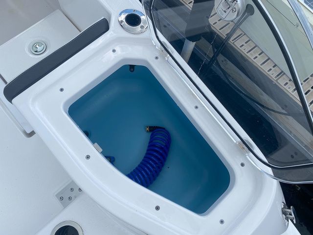 2024 Yamaha Boats 255 FSH Sport H - 8