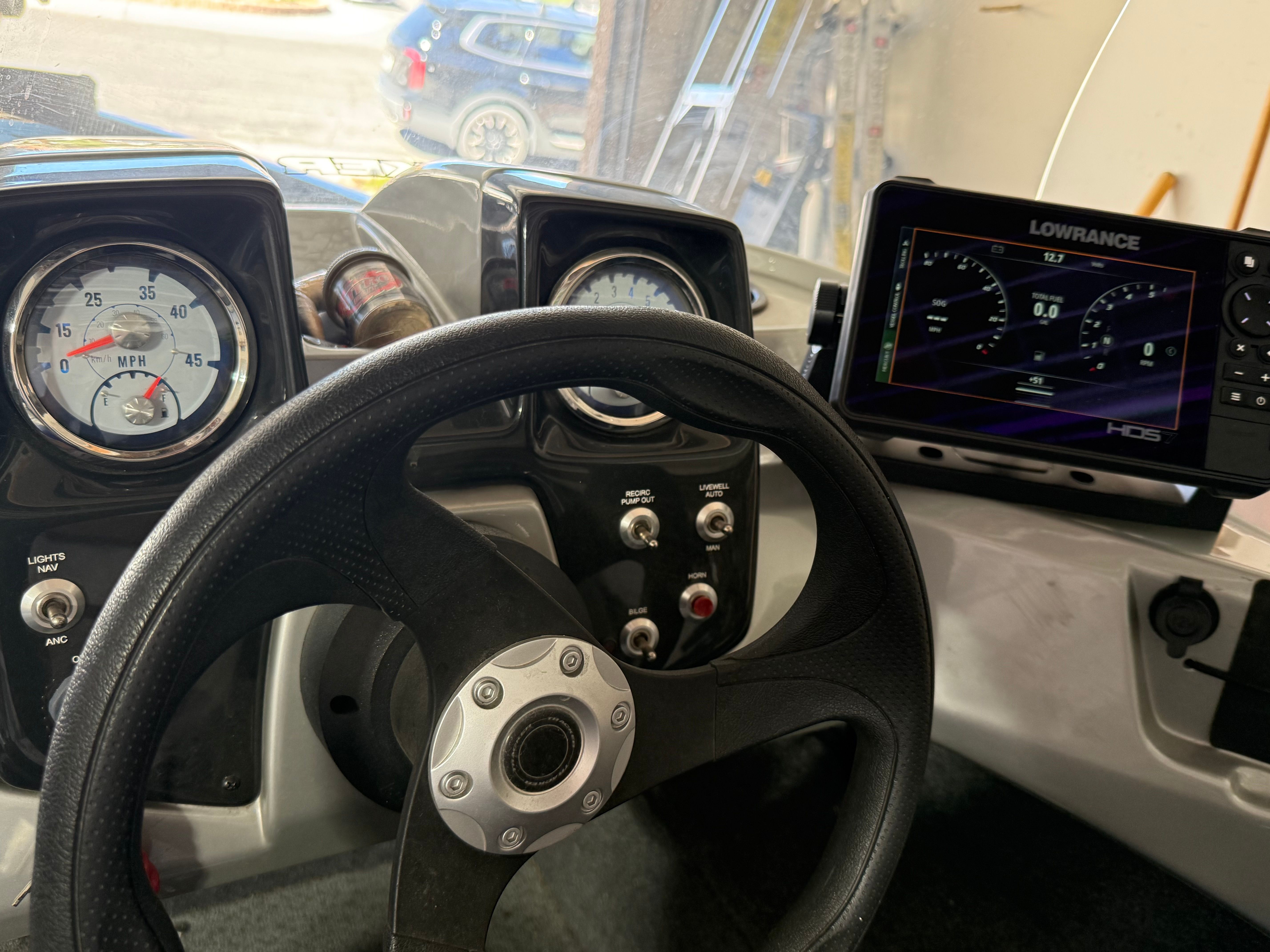 2019 Tracker Pro Guide V-16 SC - 9