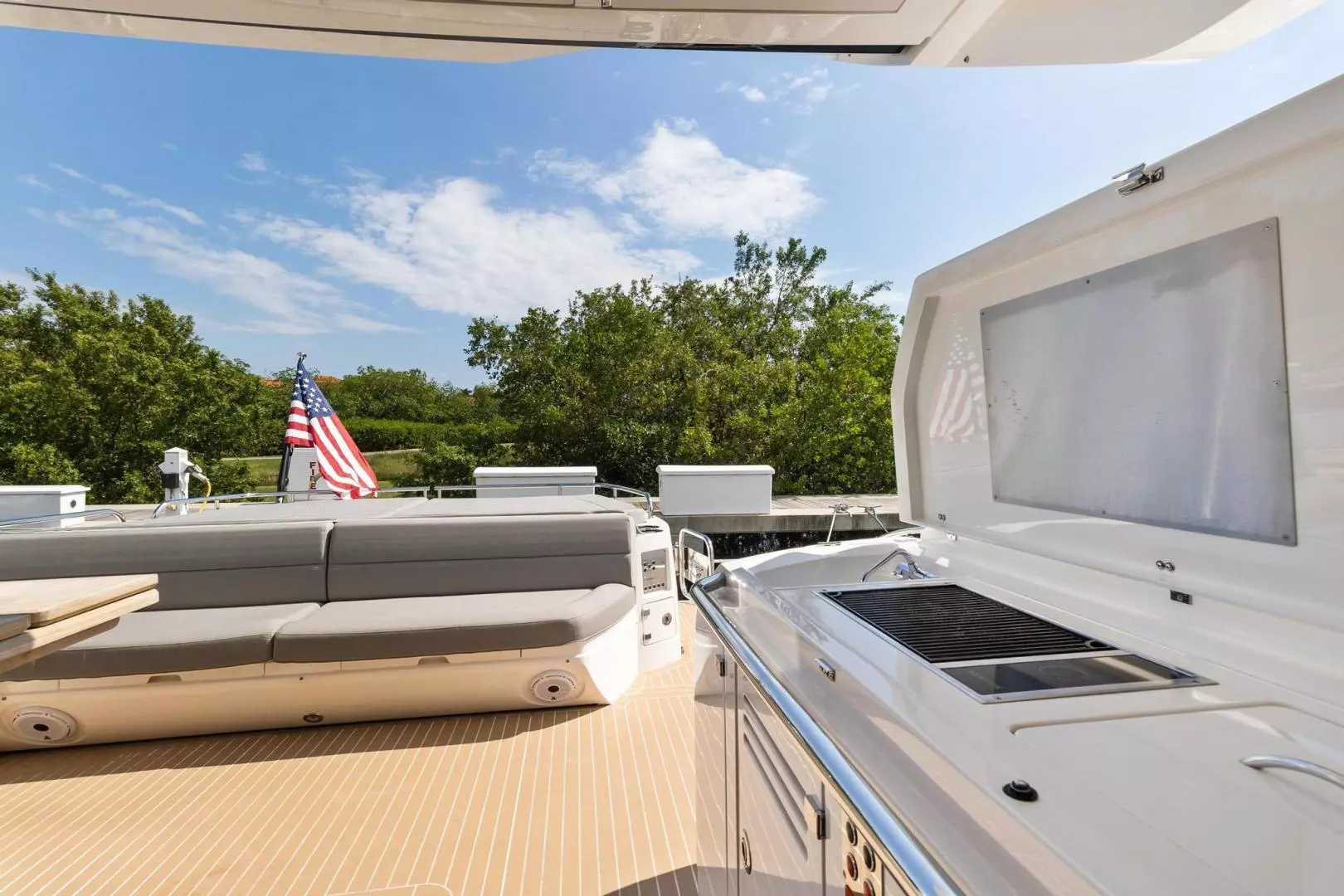 2018 Sunseeker Predator 68 - Image 16