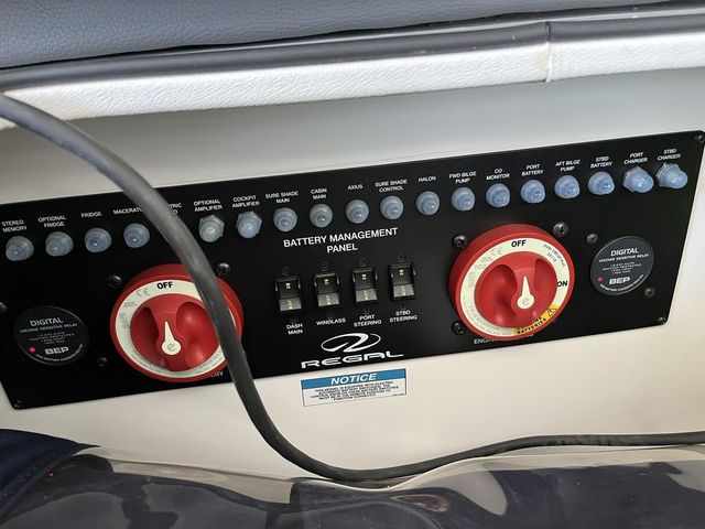 2023 Regal 3300 - 25