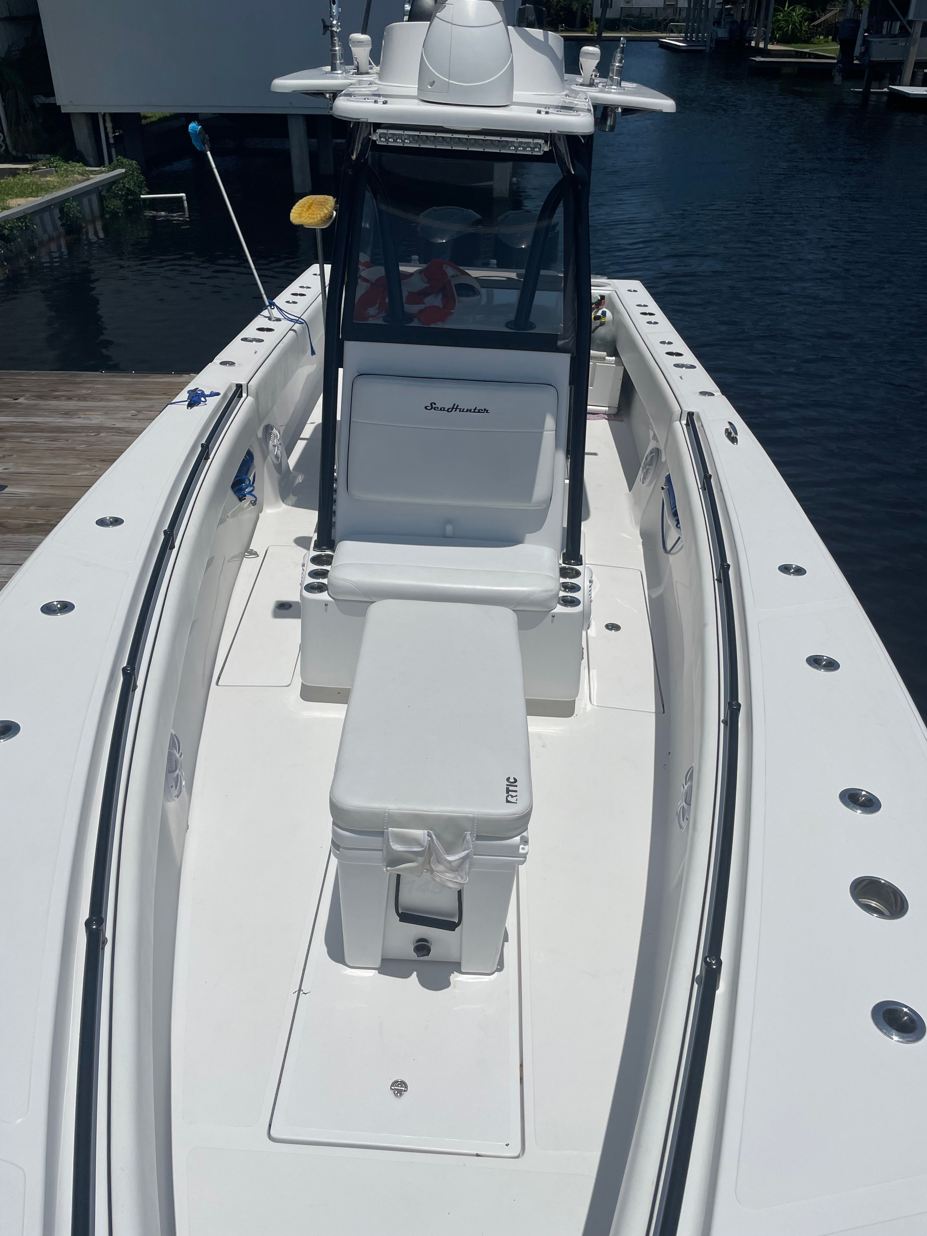2015 SeaHunter 32 Tournament - 8