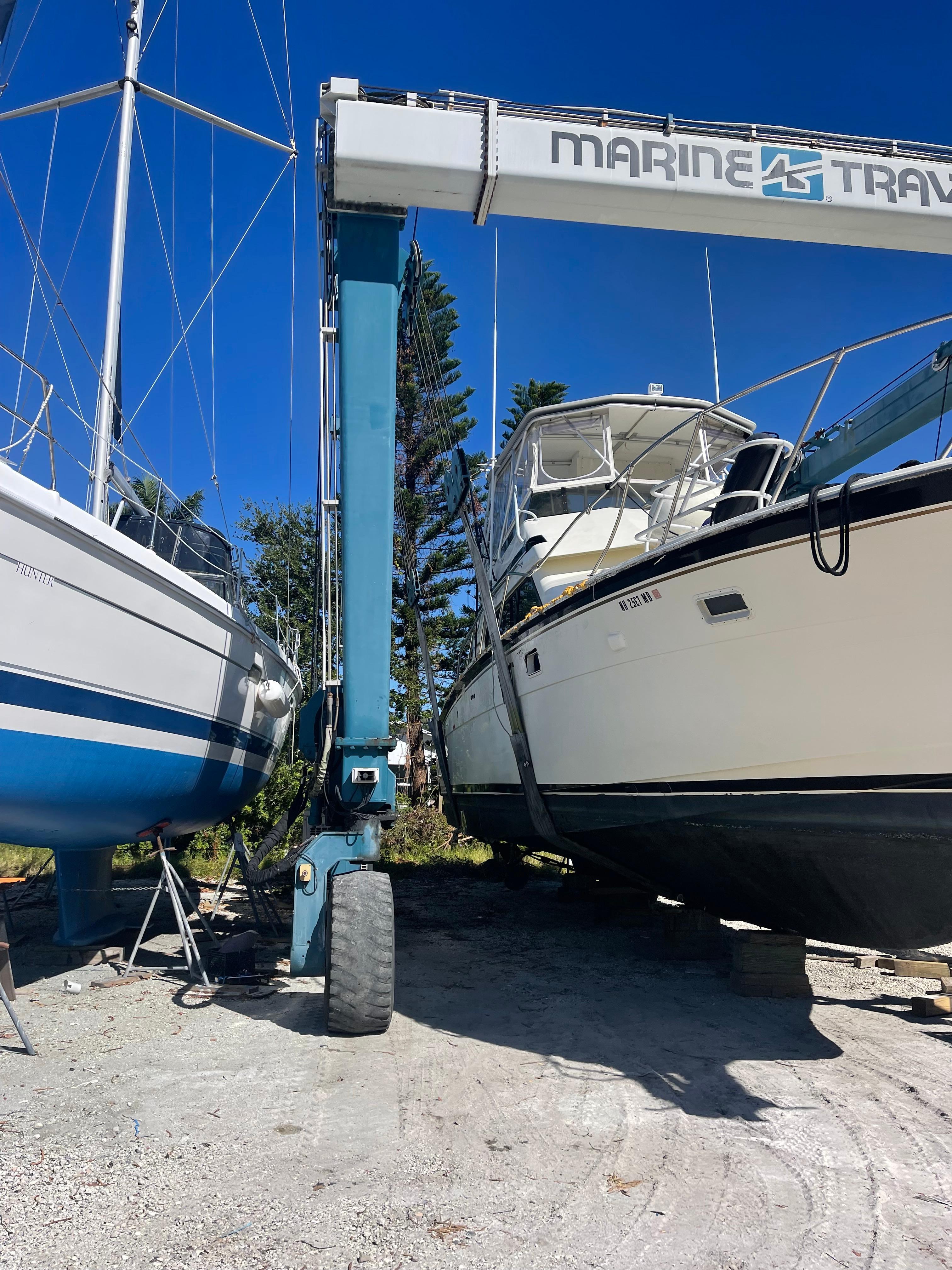 1988 Hatteras 48conv - 15
