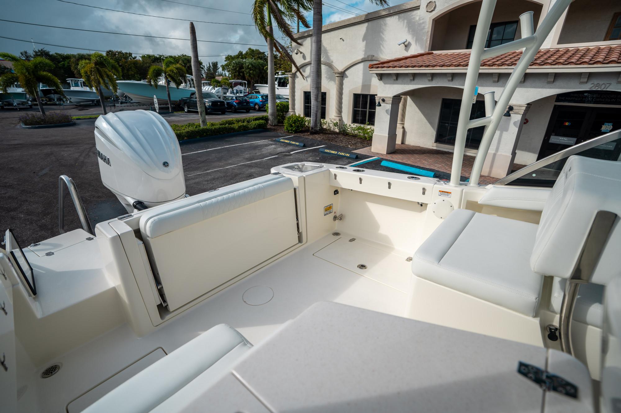 2025 Cobia 240 Dual Console - 12