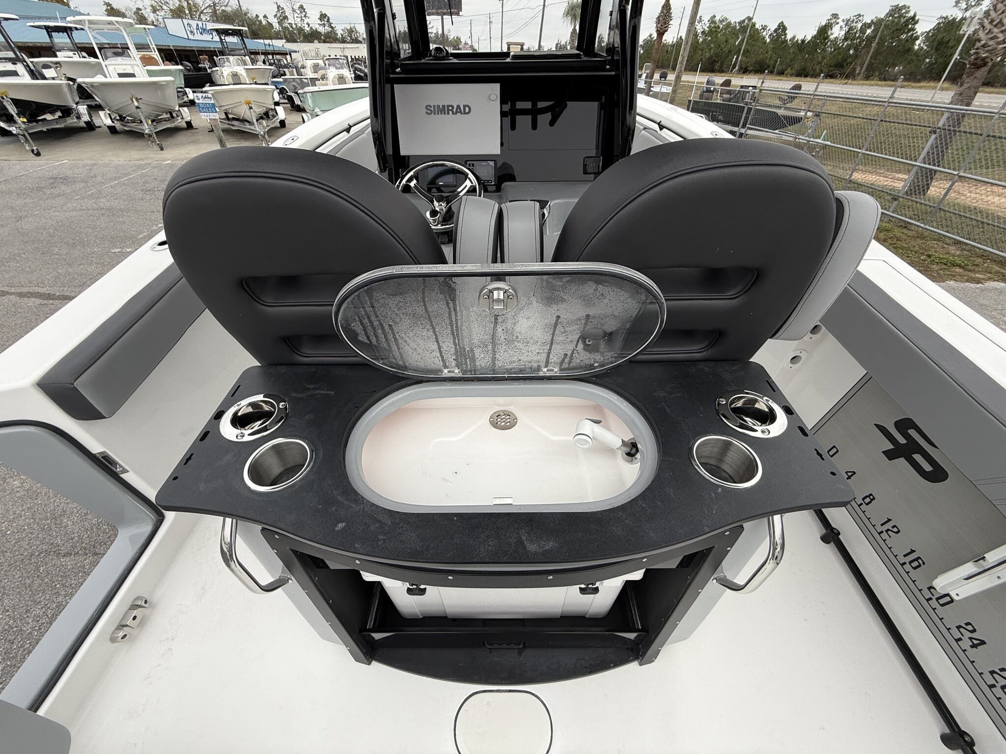 2026 Sea Pro 292 SEAKEEPER RIDE AND YAMAHA 300S - 14