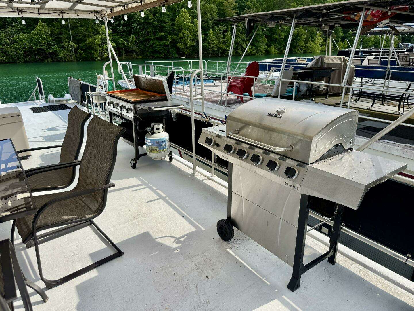 1999 Aqua Chalet 16 x 68 Widebody - Image 90