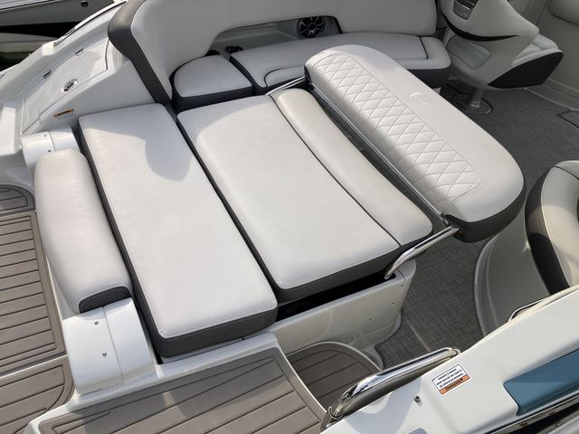 2023 Crownline 270 XSS - 14