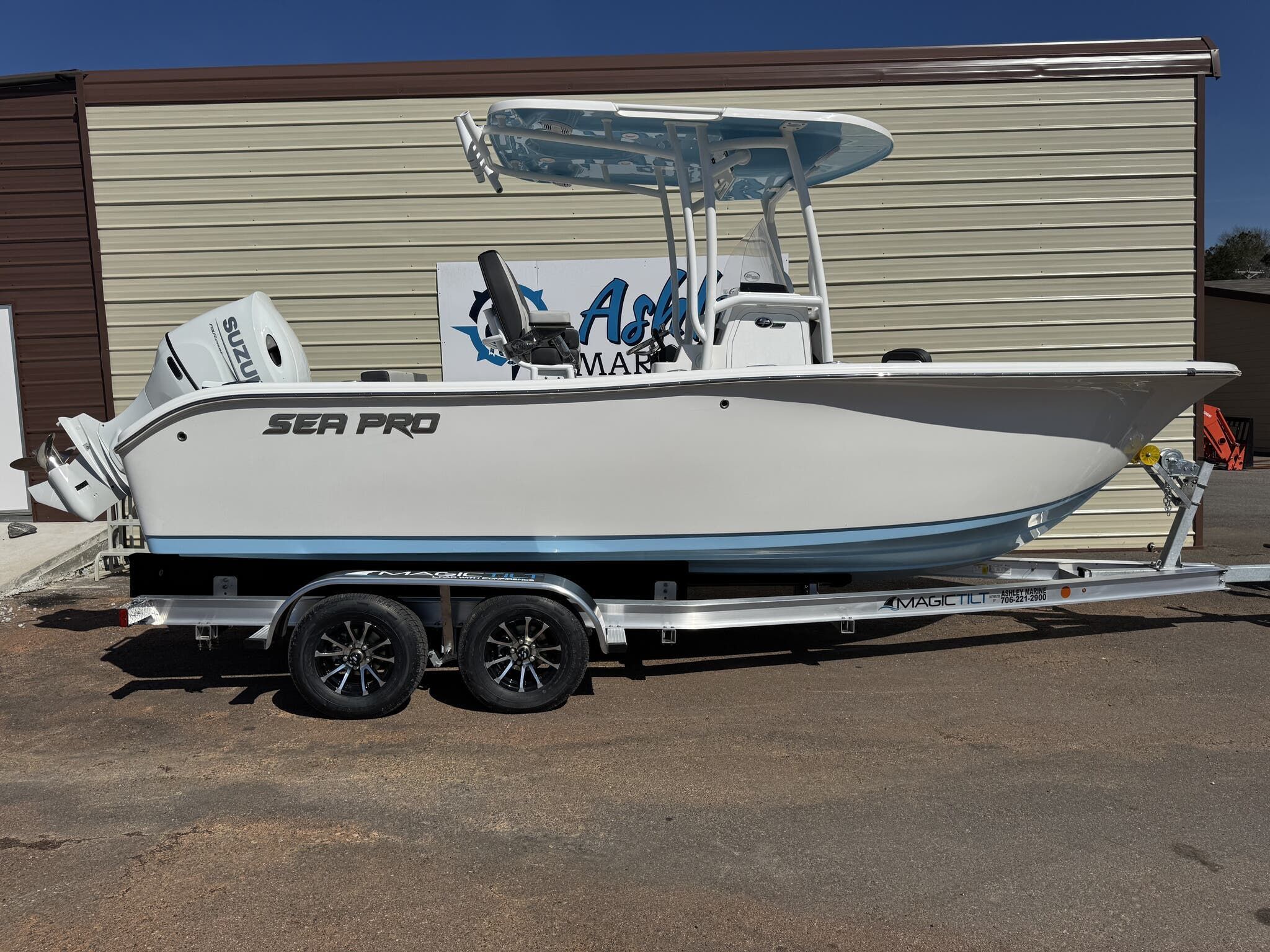 2026 Sea Pro 222 Center Console