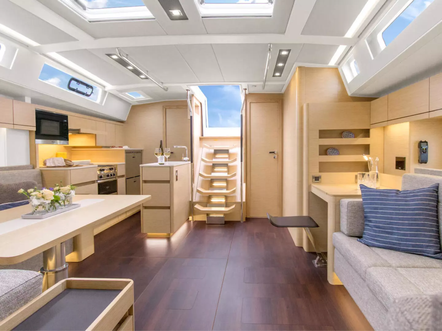 2025 Hanse 548 - Image 22