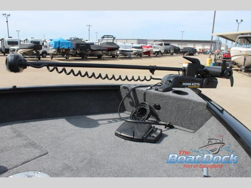 2026 Pro Guide V-16 Wt - 22