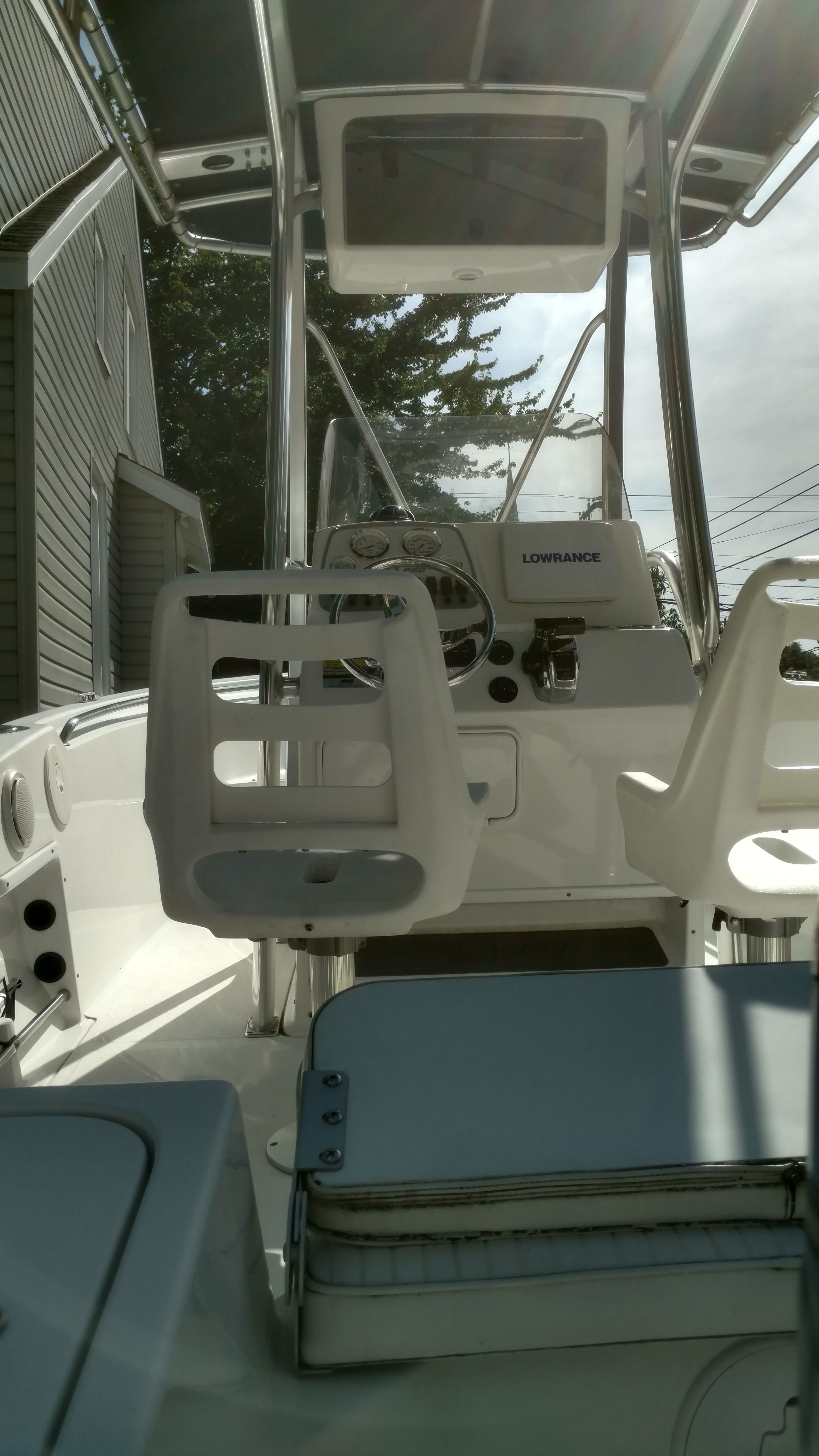 2008 Seapro Center Console - 5