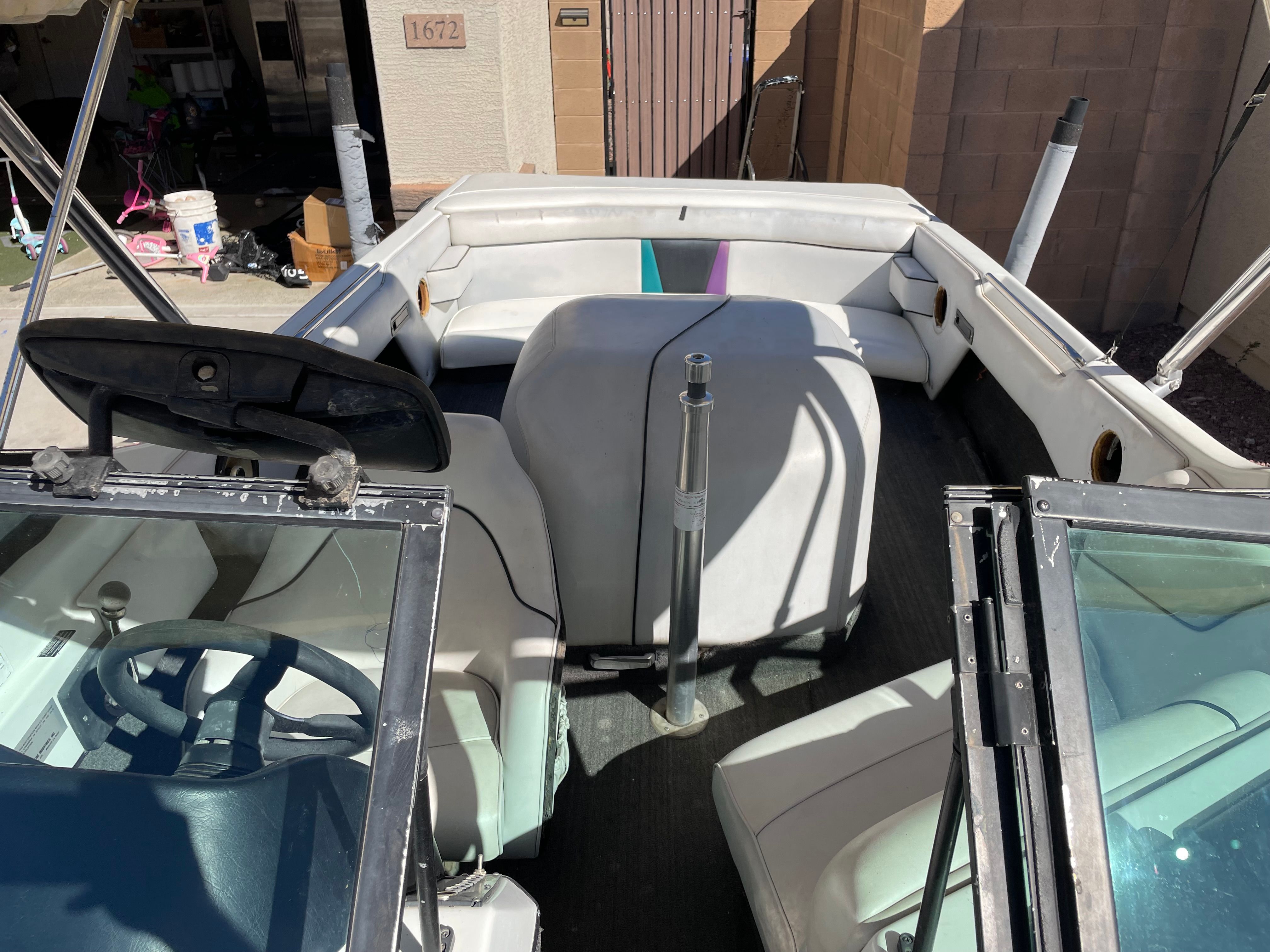 1997 Ski Centurion Bow Rider - 6