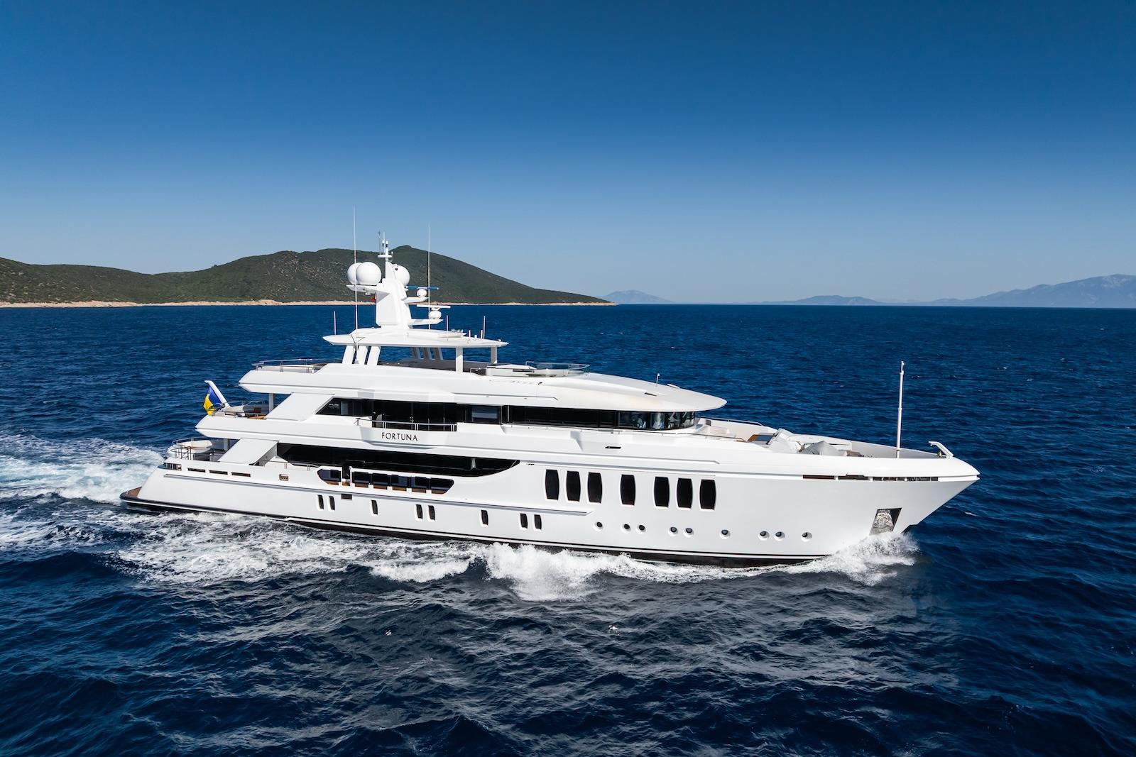 2022 CMB Yachts CMB 47