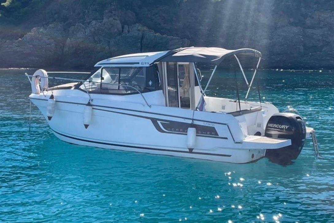 2017 Jeanneau Merry Fisher 695