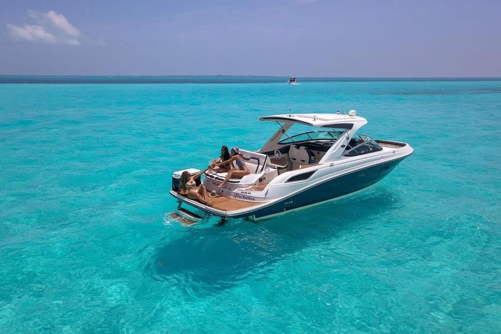 2017 Sea Ray SLX 350